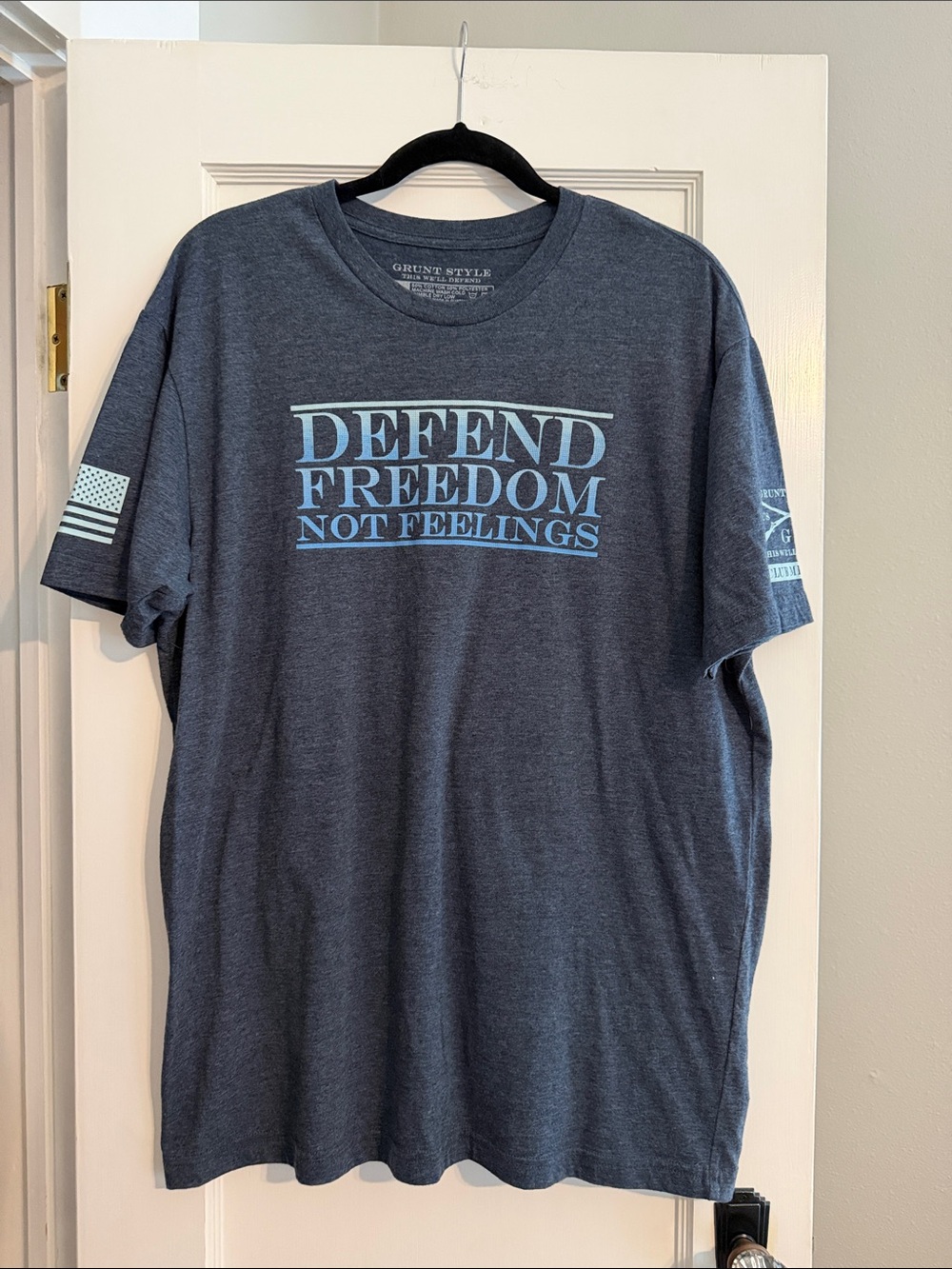 Grunt Style Men's Navy Graphic Tee with Light Blue Print